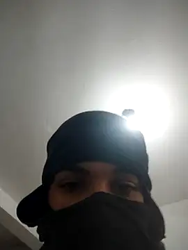 KleberL online show from 02-21-26, 05:03