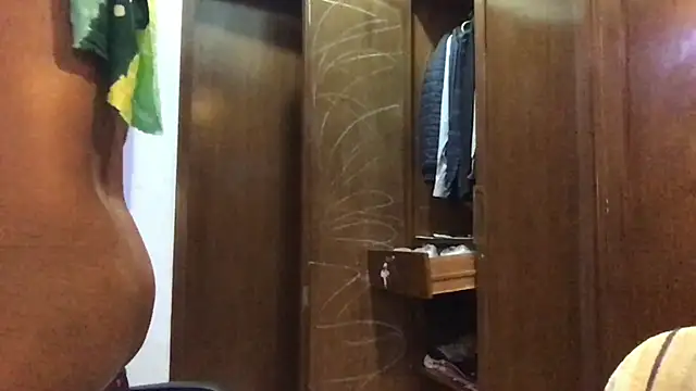 Snapshot of bangalidickolo chatting on 12-11-24, 01:06 bangalidickolo online show from 12-11-24, 01:06