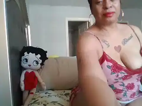 MSweetLindaParks online show from 03-09-25, 06:54