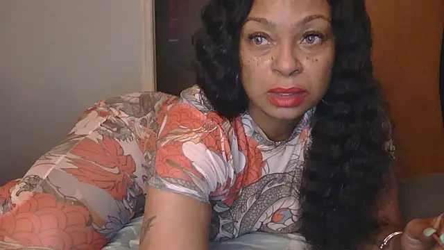 MSweetLindaParks online show from 11-11-25, 11:16