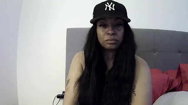MSweetLindaParks online show from 06-11-26, 12:32