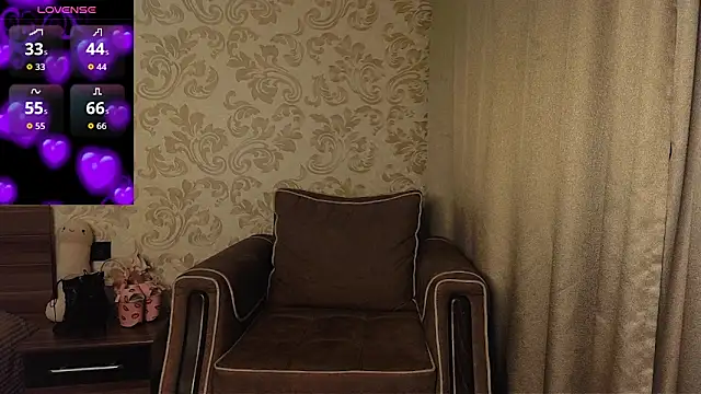 AgnesGraham online show from 10-31-25, 09:49