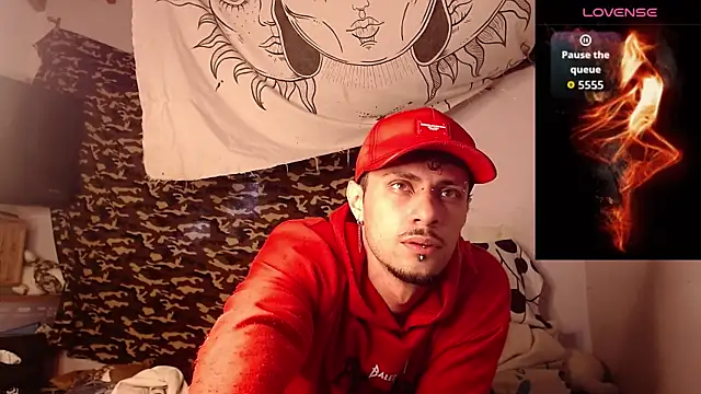 Snapshot of Apolo_S chatting on 12-20-25, 11:28 Apolo S online show from 12-20-25, 11:28