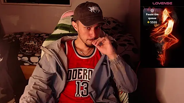 Snapshot of Apolo_S chatting on 01-14-26, 12:27 Apolo S online show from 01-14-26, 12:27