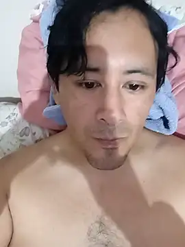 Snapshot of Yimicito chatting on 05-09-26, 12:38 Yimicito online show from 05-09-26, 12:38
