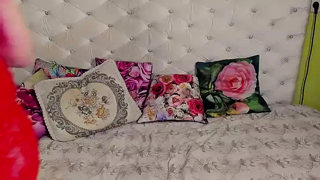 DoraMay online show from 11-12-25, 07:46