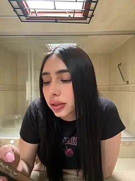 isabella jade online show from 10-22-25, 01:22