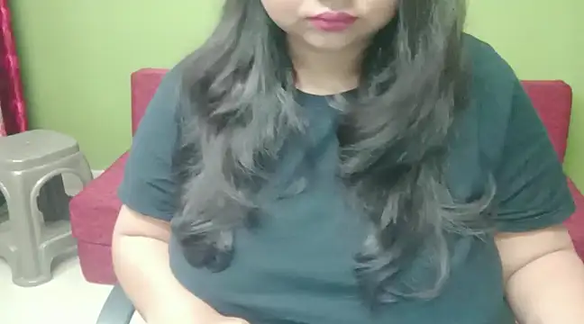 Snapshot of yoursnishaa chatting on 12-18-24, 05:00 yoursnishaa online show from 12-18-24, 05:00