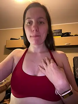 Snapshot of Nicole-Ray chatting on 02-05-25, 09:29 Nicole-Ray online show from 02-05-25, 09:29