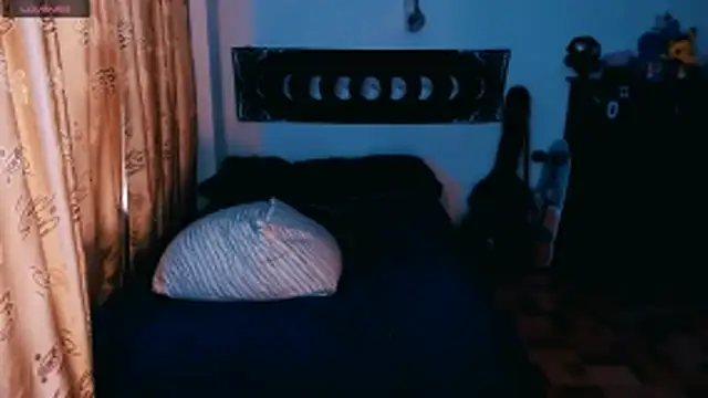 Marieblueeyes online show from 10-26-25, 09:21