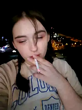 Yammy Yumi online show from 03-16-25, 09:26