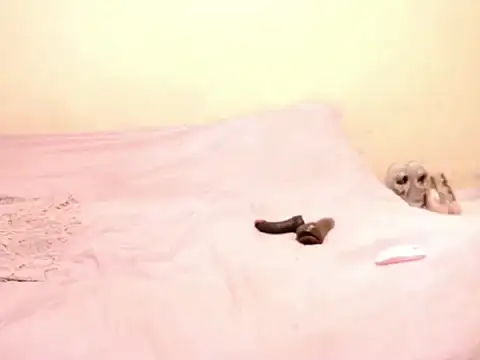 Queen BootyXXX online show from 12-18-25, 01:44