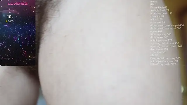 SophieBush online show from 11-17-25, 07:47