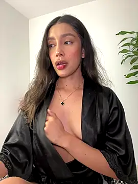 Snapshot of SelenaStone chatting on 09-17-25, 09:49 SelenaStone online show from 09-17-25, 09:49