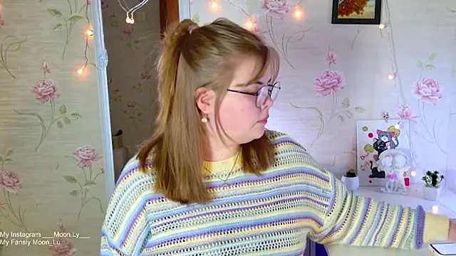 sinnamon  online show from 12-14-25, 12:10