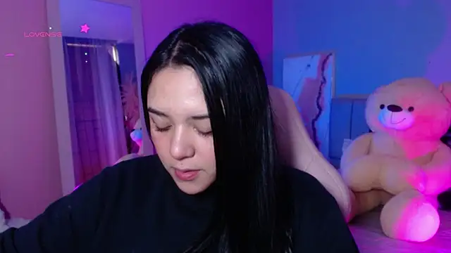 kim blake online show from 12-23-24, 01:03