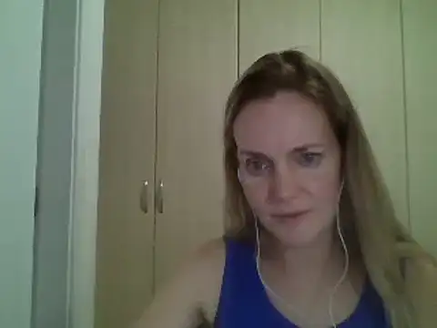 Annylove1 online show from 02-28-25, 09:55