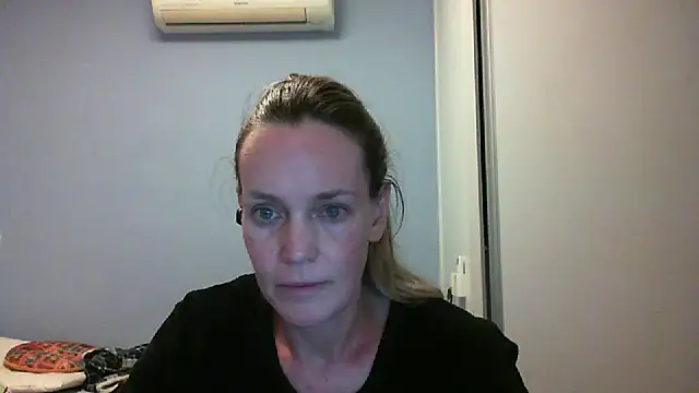 Annylove1 online show from 09-16-25, 12:00