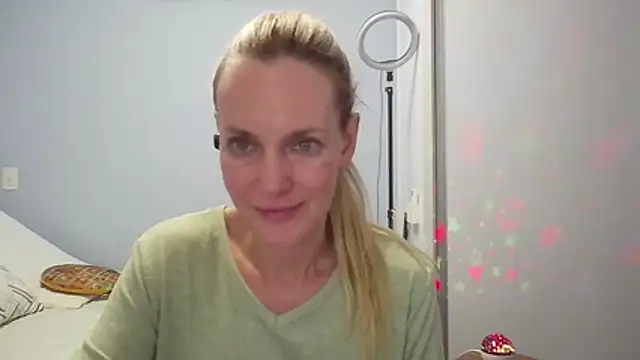 Annylove1 online show from 02-22-26, 01:18