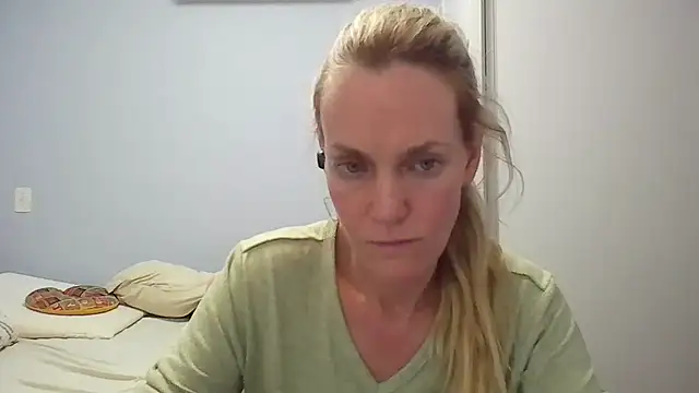 Annylove1 online show from 02-25-26, 12:09