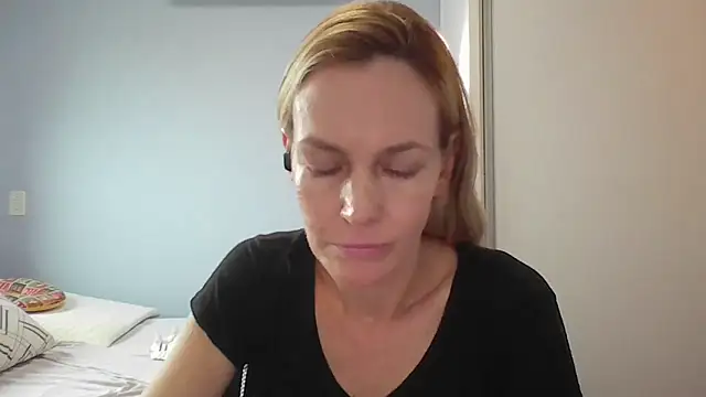 Annylove1 online show from 03-19-26, 11:47