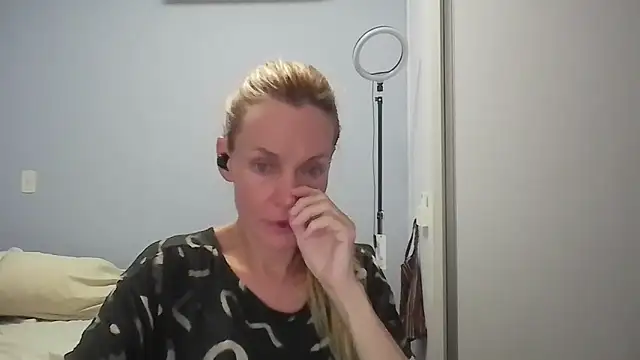 Annylove1 online show from 03-30-26, 12:22