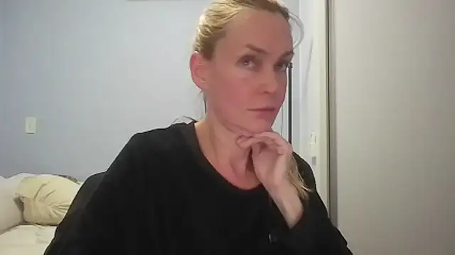 Annylove1 online show from 05-25-26, 12:05