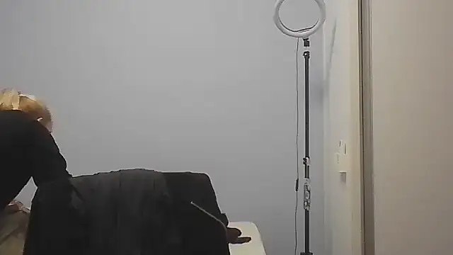 Annylove1 online show from 05-29-26, 12:08