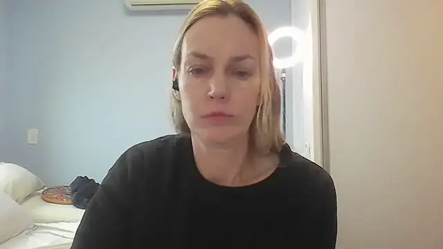 Annylove1 online show from 06-12-26, 10:47