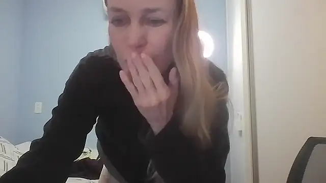 Annylove1 online show from 07-06-26, 10:56