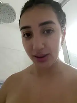 Snapshot of Hannahoff chatting on 03-07-25, 07:16 Hannahoff online show from 03-07-25, 07:16