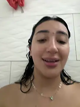 Snapshot of Hannahoff chatting on 03-19-25, 04:25 Hannahoff online show from 03-19-25, 04:25