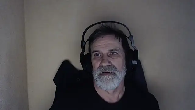 AlexNudo online show from 10-14-25, 01:23