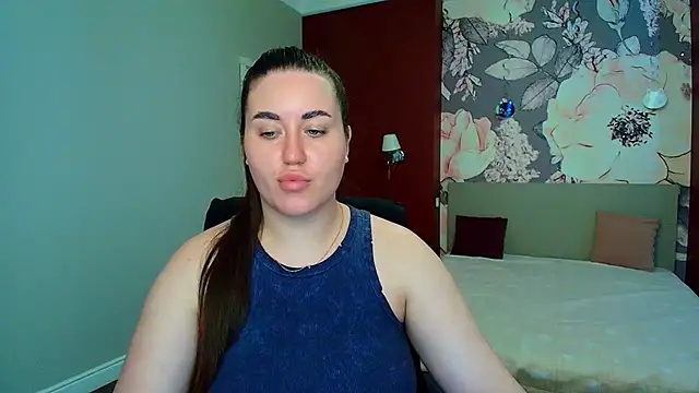 Roxie Bradley online show from 05-25-26, 05:46
