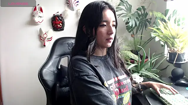 cat salo online show from 02-15-26, 03:42