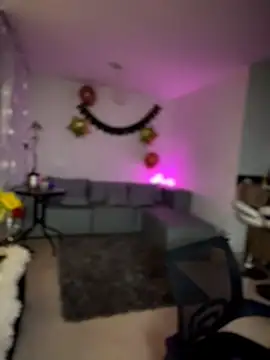 Im sophiie online show from 01-08-26, 06:37