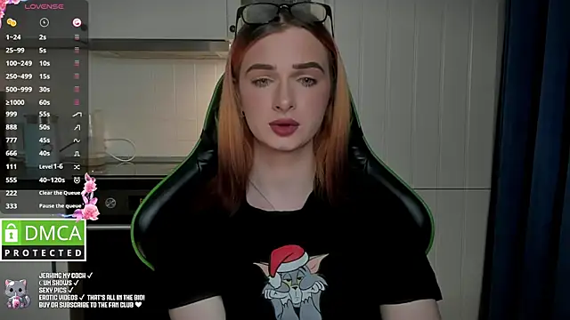 Snapshot of Lee_Loo chatting on 01-28-25, 01:59 Lee Loo online show from 01-28-25, 01:59