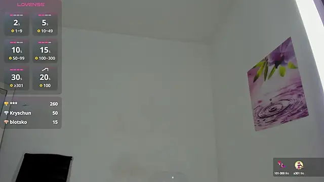 Snapshot of AlmaSean chatting on 02-14-25, 01:02 AlmaSean online show from 02-14-25, 01:02