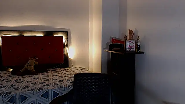 sofiaxdollxxx online show from 10-06-25, 08:17