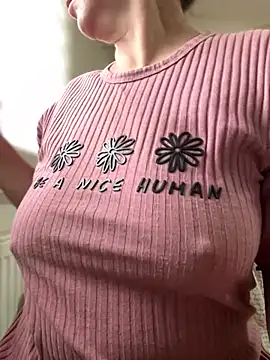 sweetmystery1 online show from 10-28-25, 09:57