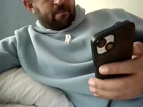 Snapshot of Ca414 chatting on 03-01-26, 06:15 Ca414 online show from 03-01-26, 06:15