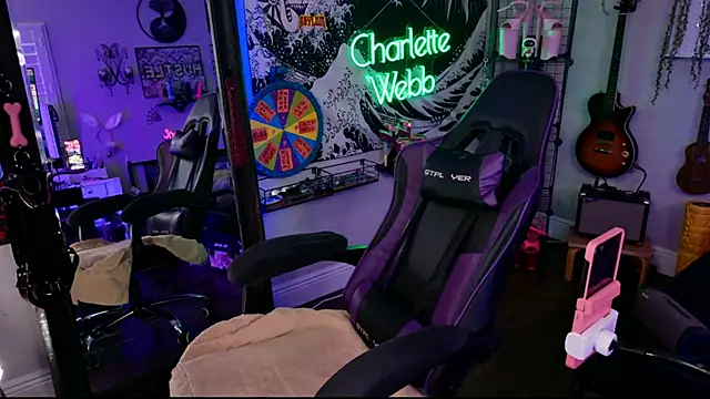 Snapshot of CharletteWebb chatting on 05-28-26, 11:57 CharletteWebb online show from 05-28-26, 11:57