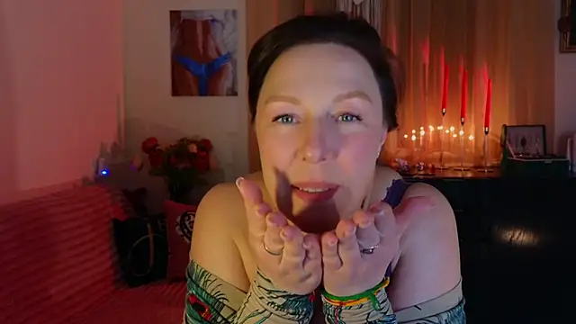 Snapshot of vanessawis_ chatting on 03-08-26, 02:04 vanessawis online show from 03-08-26, 02:04