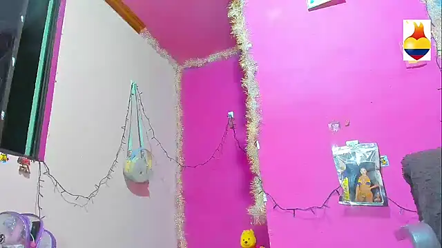 Snapshot of BARBYCHOCOLAT chatting on 02-21-25, 08:18 BARBYCHOCOLAT online show from 02-21-25, 08:18