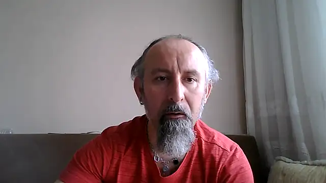 Snapshot of BuckWessle chatting on 05-09-26, 10:31 BuckWessle online show from 05-09-26, 10:31