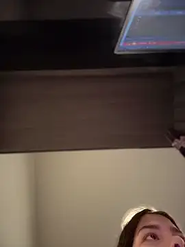 Snapshot of JanyLunaa chatting on 02-16-26, 06:48 JanyLunaa online show from 02-16-26, 06:48