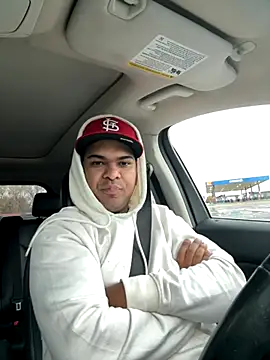 marhi32 online show from 11-09-25, 01:42