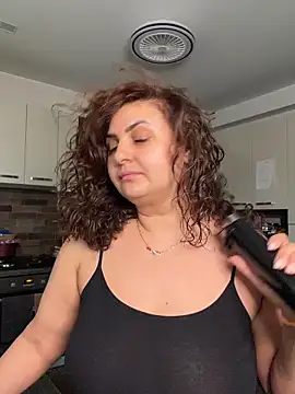 AnneKane online show from 02-06-26, 08:29