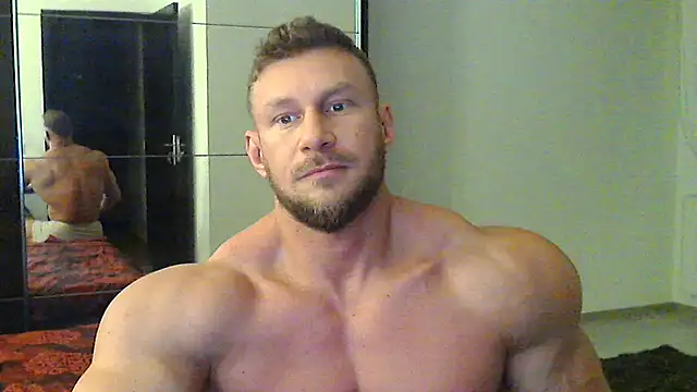 Snapshot of muscularkevin chatting on 12-10-24, 02:06 muscularkevin online show from 12-10-24, 02:06