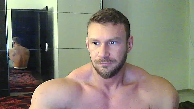 Snapshot of muscularkevin chatting on 12-24-24, 04:44 muscularkevin online show from 12-24-24, 04:44